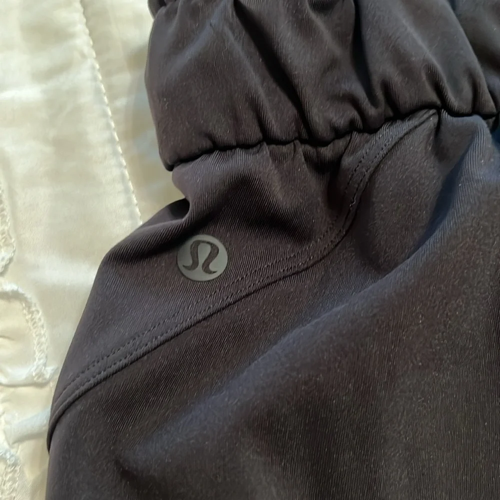Lululemon High rise stretch 7/8 pants black - Picture 6 of 6
